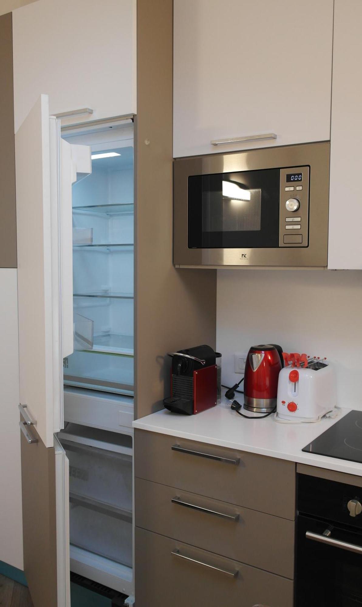 Luminoso Bilocale Zona Tibaldi Bocconi Appartement Milaan Buitenkant foto